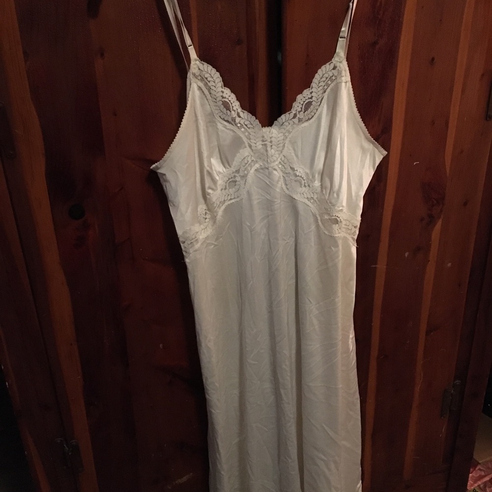 Vintage St Michael Slip
